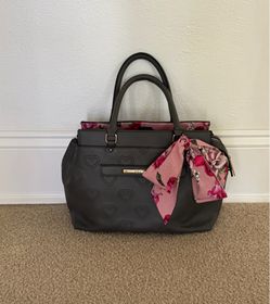 Betsey Johnson Purse Y2K Gray Heart Embossed Handbag Scarf Pink/Gray