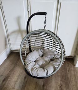 Pet swing