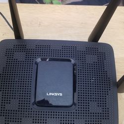LINKSYS. MR8300. MAX STREAM ROUTER $25.00