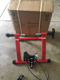 Soozier indoor bicycle trainer new