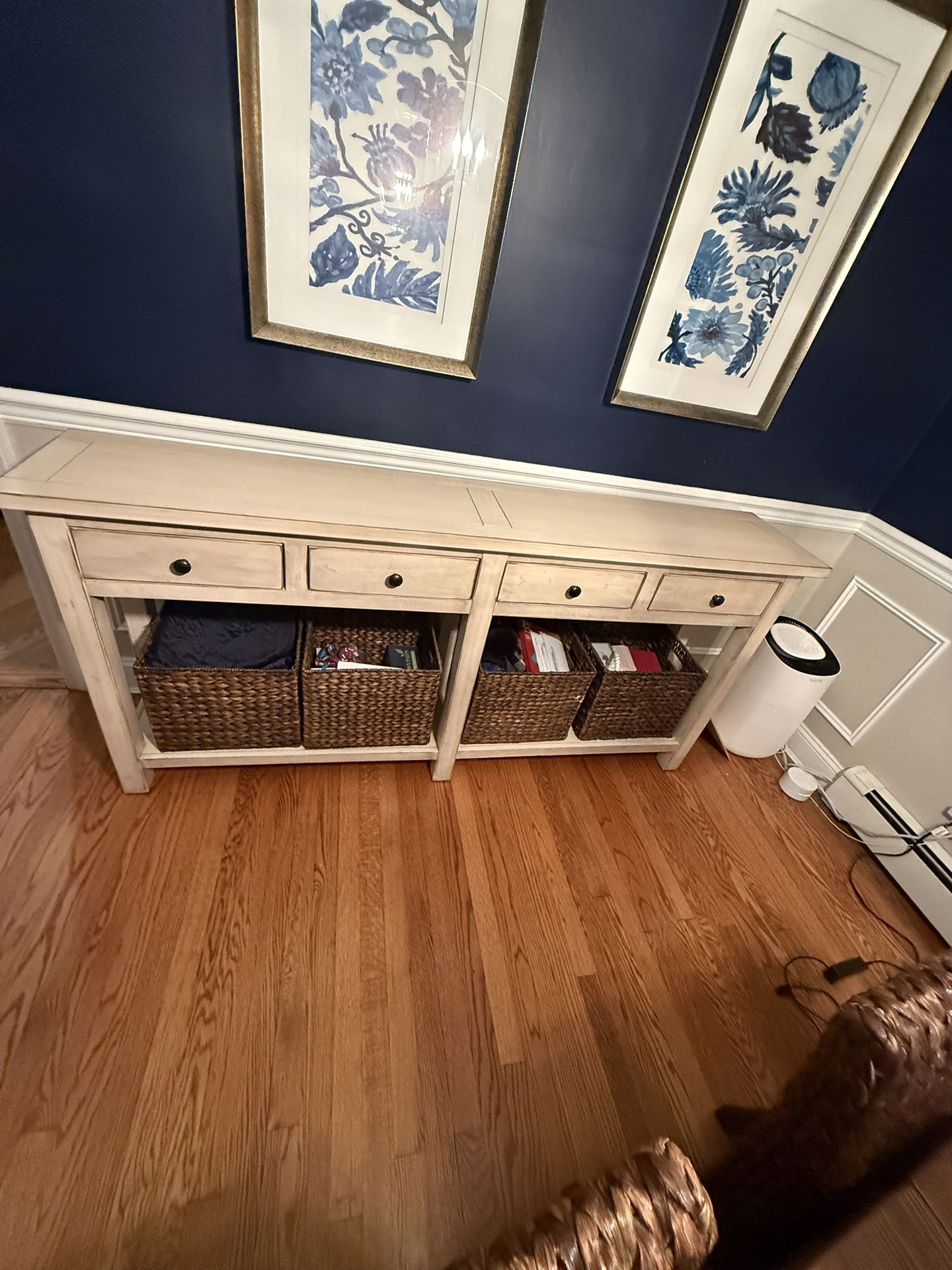 Side Board With 4 Drawers