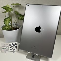 iPad 6th Gen 32gb Wifi In Good Condition. Has a bad battery, Doesnt hold charge for too long