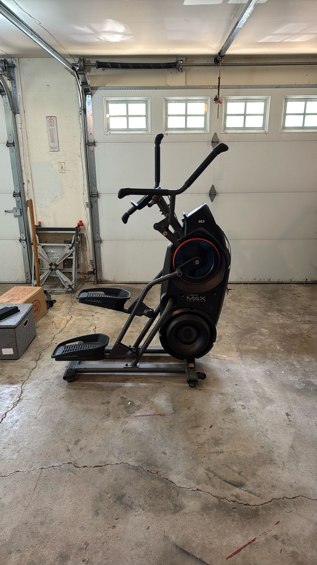 Bow Flex Max Trainer M3