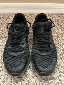 Under Armour Girls Charged Rogue Black Uniform Running Shoes - Size 6