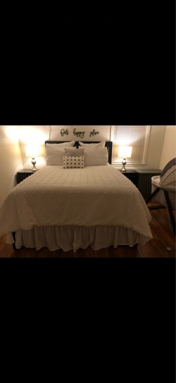 Queen bed set with two bed stands and two lamps