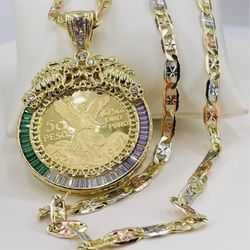 Centenario y cadena chapado en oró 18k/Centenary and chain 18k gold plated not solid gold