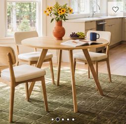 NEW 40” SOLID WOOD ROUND DINING ROOM TABLE