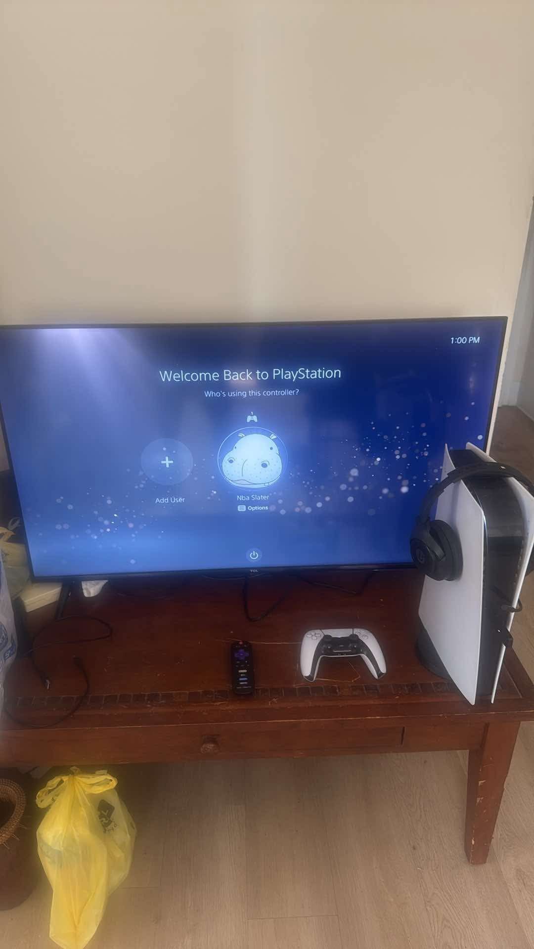 Ps5 (no disc) And 48 Inch Roku Tv