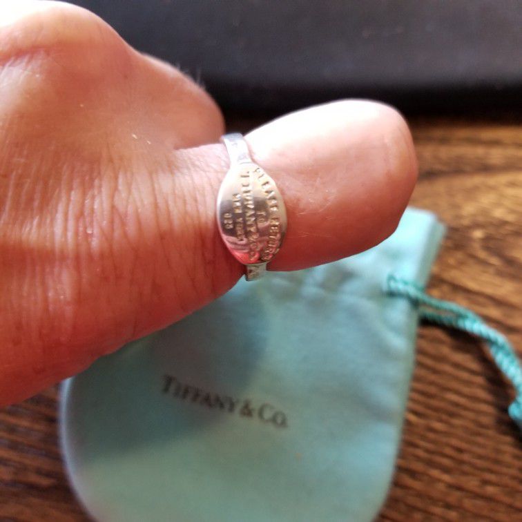 Size 8.5 Tiffany And Company Silver 925 Please Return Ring