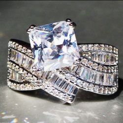 *VALENTINE ❤️ GIFT* Baguette White Sapphire Cocktail Ring Sizes 6/7/8/9/10 *See My Other 800 Items*