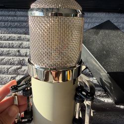 Lauten audio LT 386 recording mic