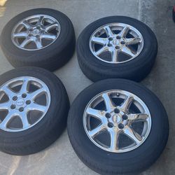 4 New Tires With Chrome Rims 225/60/16