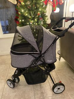 🎄NEW🎄In Box Excellent X-Mas Gift 🎁 , Petique Glacier Pet Stroller, Easy One-Hand Fold, Up To 45 Lbs.