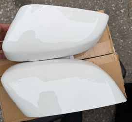 2020 BMW 330i OEM mirror caps
