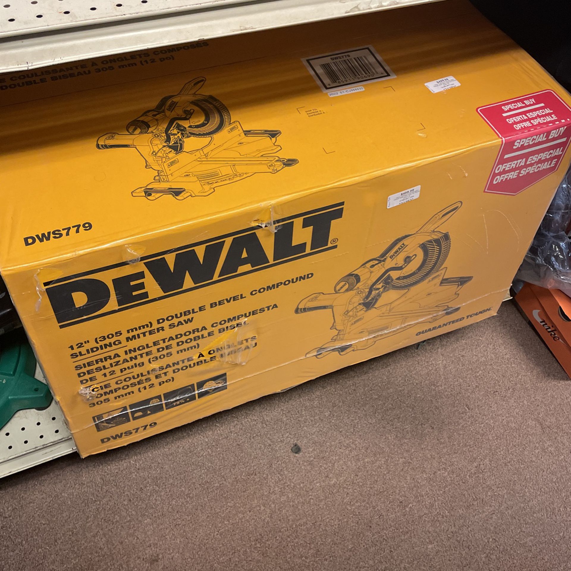 Brand New DEWALT 12” Double Bevel Compound Sliding Miter Saw DWS779
