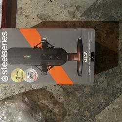 SteelSeries Alias Microphone: USB-C Condenser with Cardioid Polar Pattern
