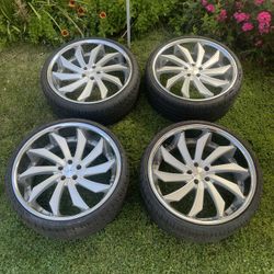 22” Wheels and Tires *1 wheel cracked*