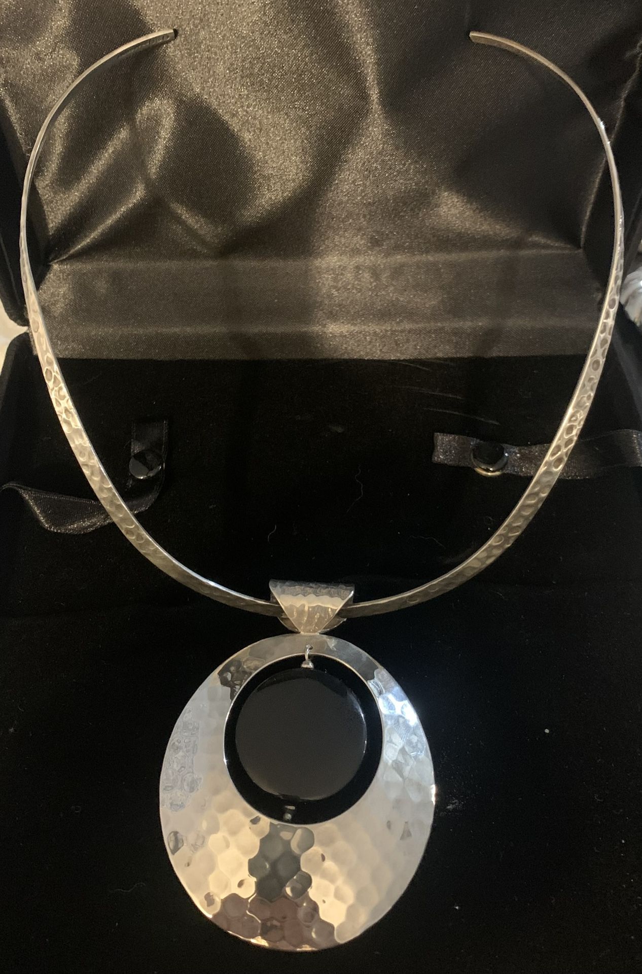 silver & onyx collar necklace