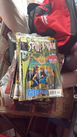 Peter Parker Spider-Man Comic Book Lot