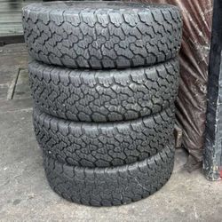 275 70 18 General Grabber Set of 4 Used