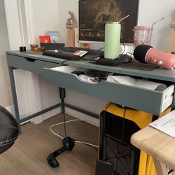 FREE IKEA TURQUOISE DESK