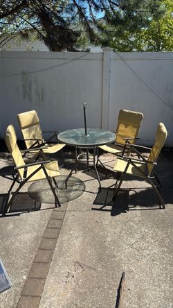 Outdoor patio set