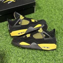 Jordan 4 Thunder Yellow 