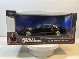 1977 Pontiac Firebird Diecast Model Car: 1/24 Scale, New In Box By Jada
