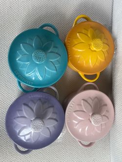 Le Creuset Sunflower Mini Cocotte Set of 4 Rare Pastel Colors Provence Mint Pink
