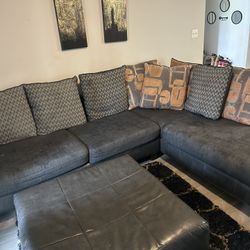 Sectional & Ottoman 