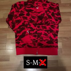 🔥 BAPE Camo Hoodies – Brand New! 🔥 Exclusive BAPE-style camo hoodies, high quality and super comfortable.
