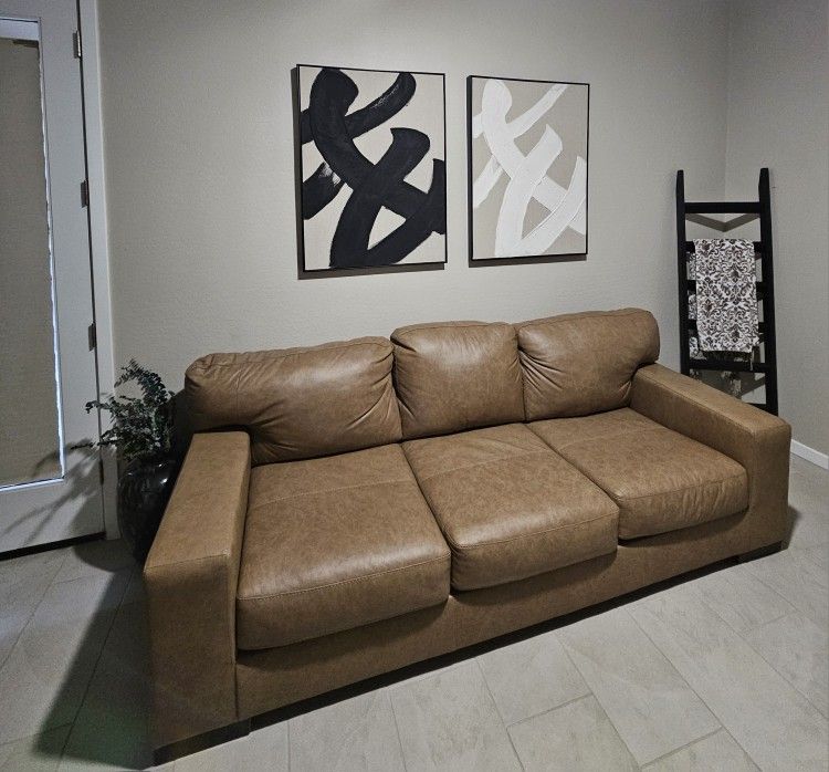 Ashley's Furniture Lombardia Leather Sofa Couch