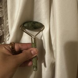 Jade Stone Facial Roller 