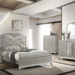 Brand New Glam  Silver Elegant 4pc  Queen Size Bedroom Set