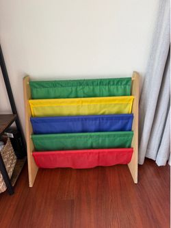 Kids book organizer