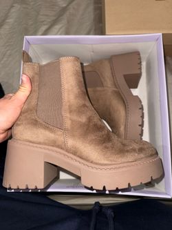 Brown/ taupe ankle platform boots