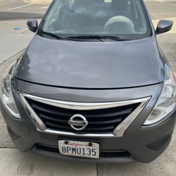 2019 Nissan Versa