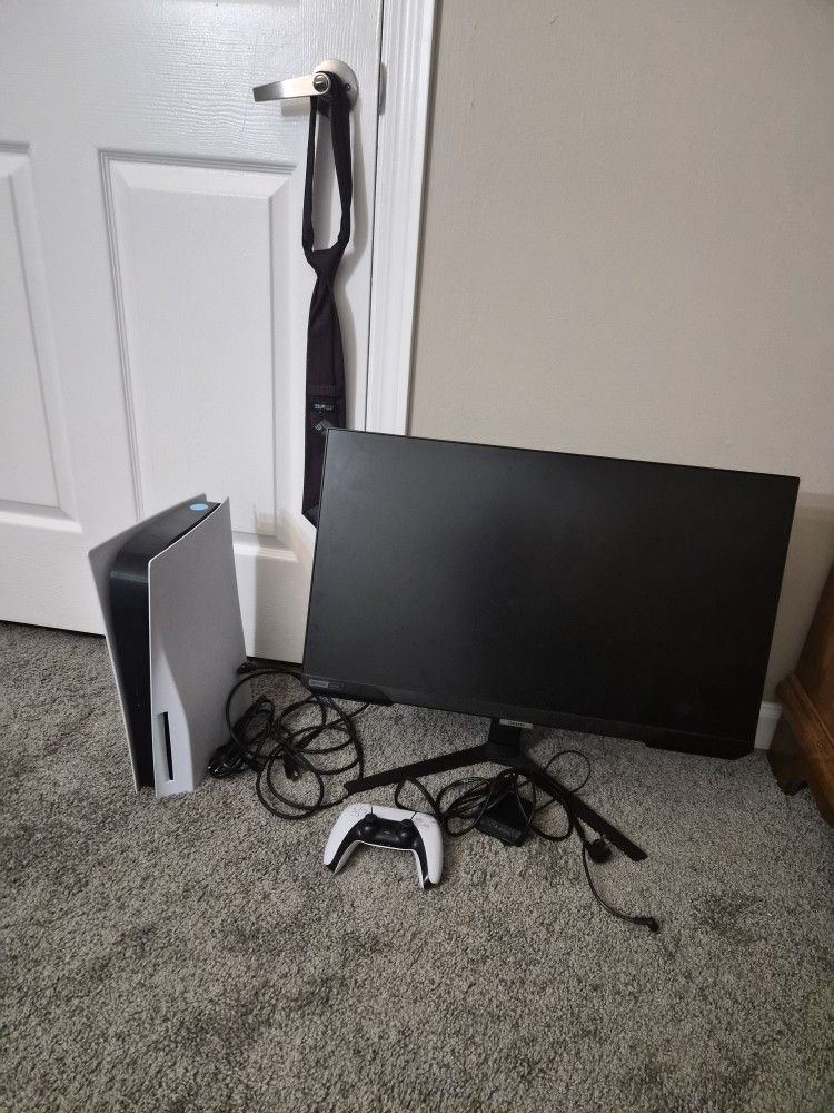 Selling Ps5, And Samsung Monitor