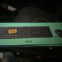 Logitech MK270 BRAND NEW Keyboard With Wireless Mouse