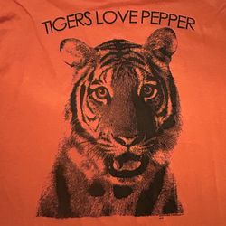 The Hangover Movie Tigers Love Pepper Mens T-Shirt XL Bradley Cooper Ken Jeong