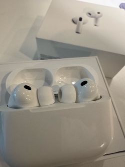 Apple AirPods Pro 3 Wireless Earbuds