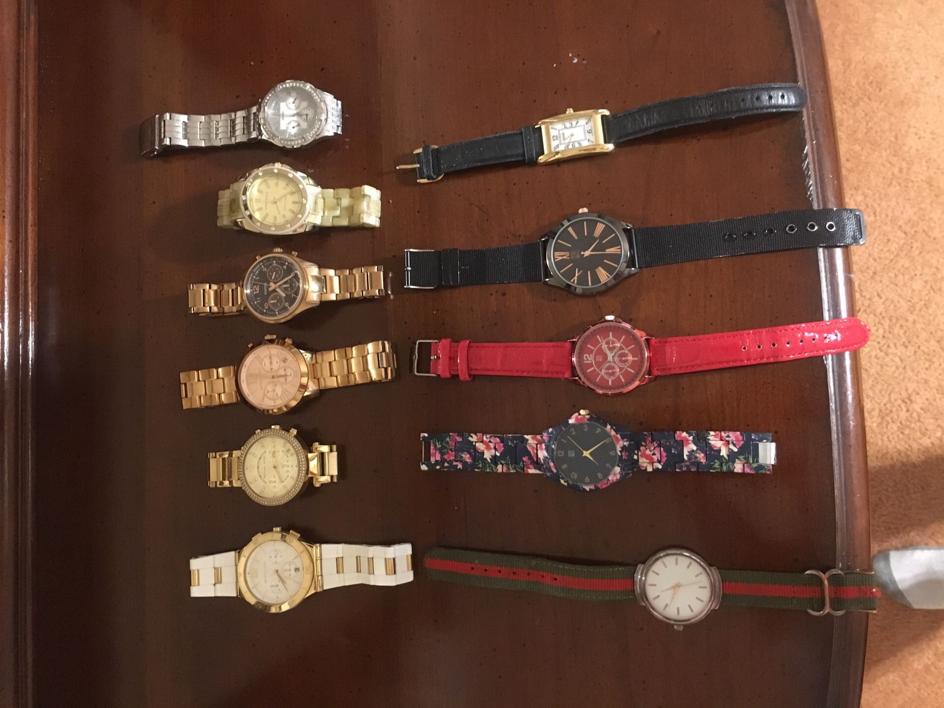 Women’s Watches READ DESCRIPTION**