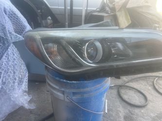 Sonata 2017 right head light
