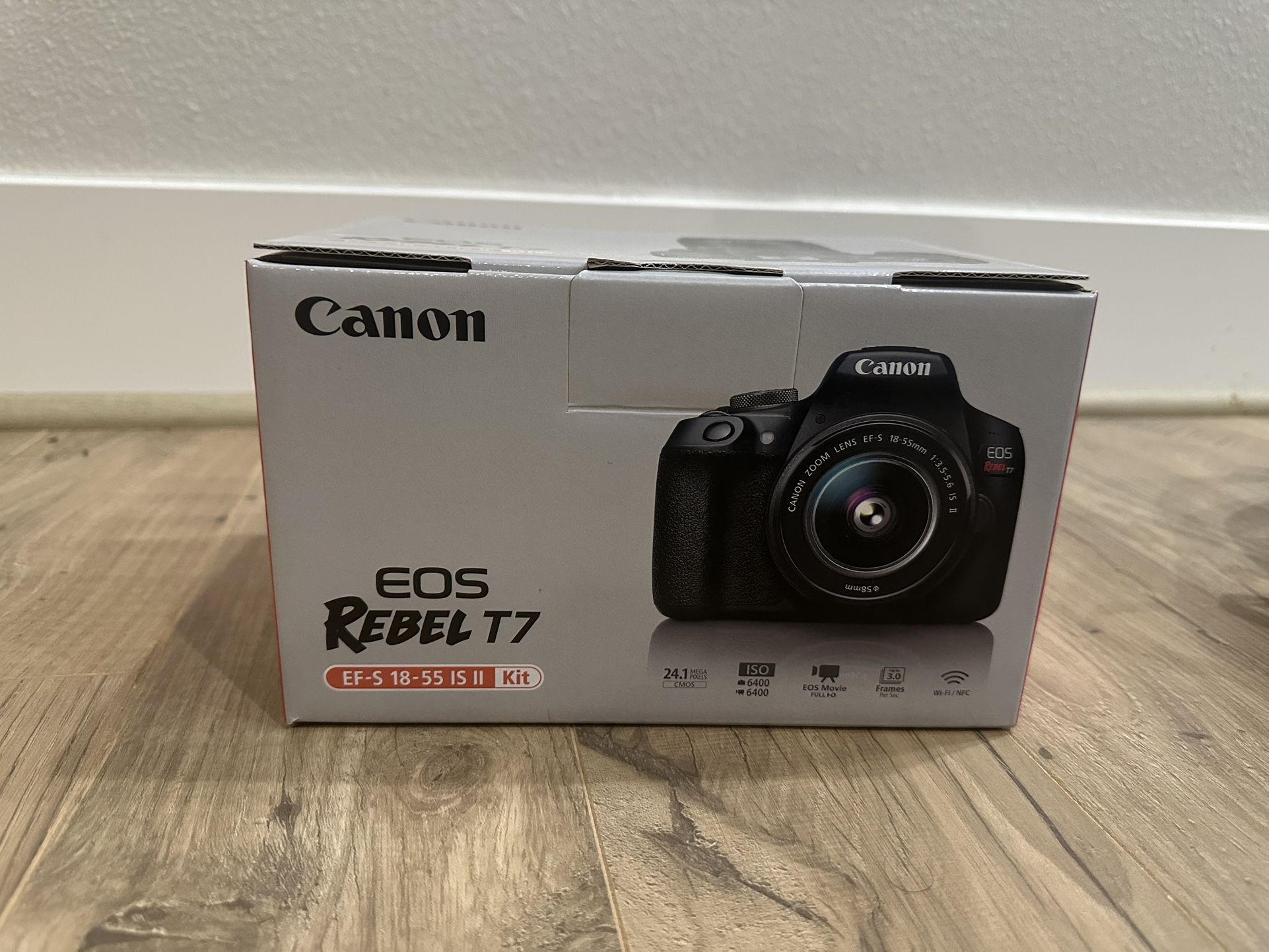 Canon Rebel T7