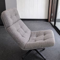 Desk/ TV / Reading Chair 