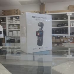 DJI Osmo Pocket 3 Creator Combo (3/6)