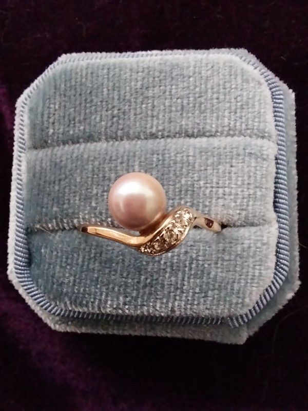 Vintage Pearl Ring