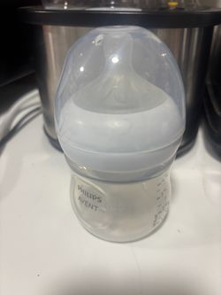 Philips Avent Baby Bottle 4 oz - Free