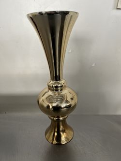 Gold Vase 24”