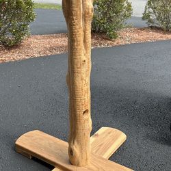 Cedar Scratcher 3’ Tall 